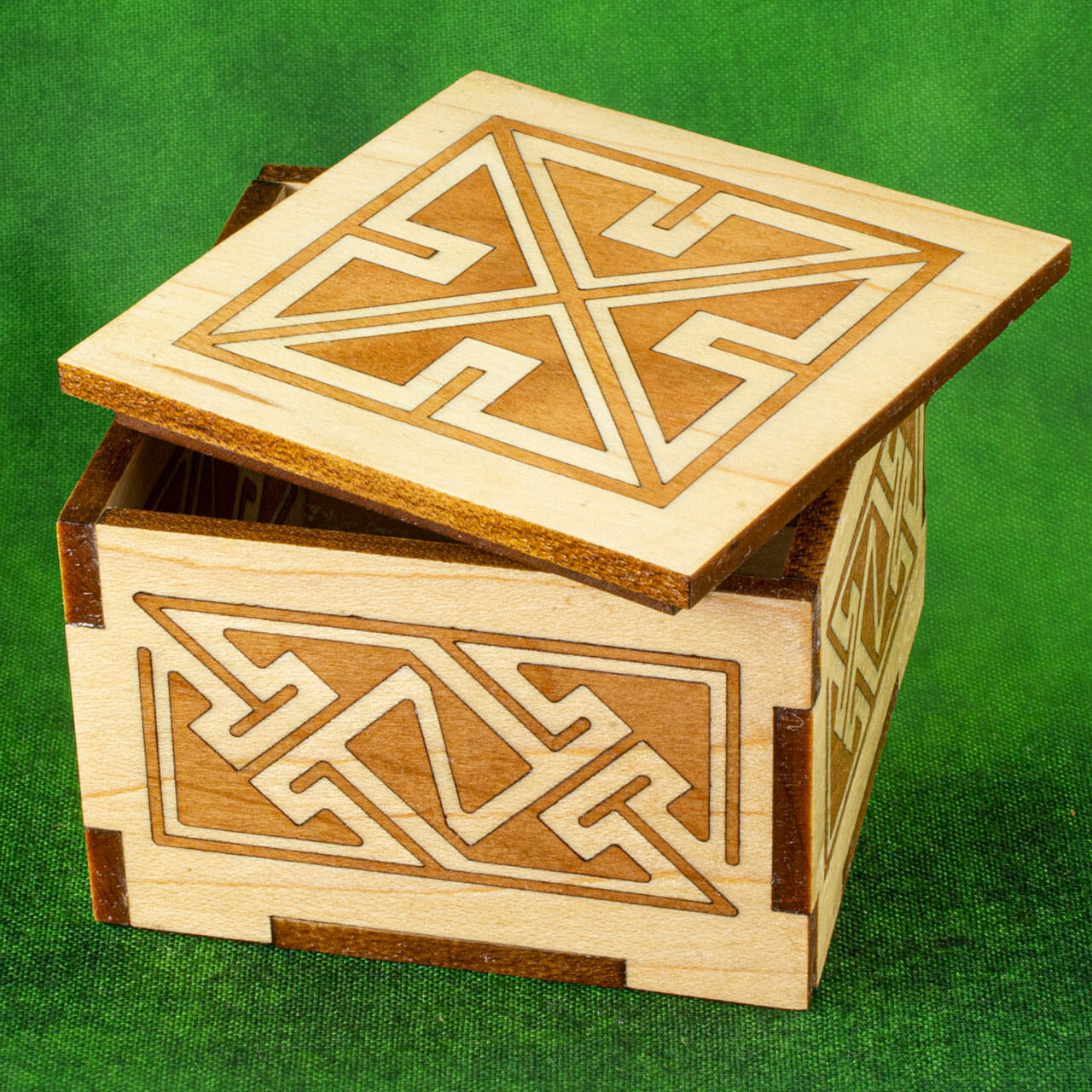 Small Inlaid Celtic Key Pattern Box